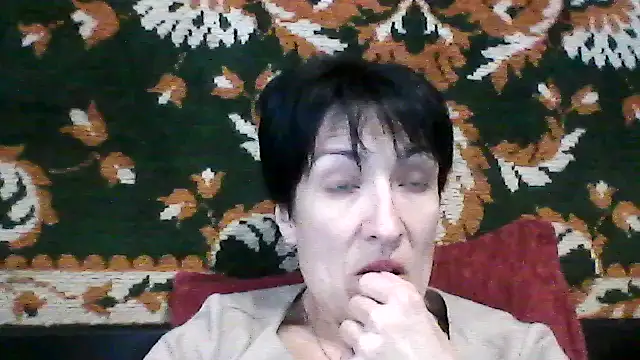 SunnyAmorre online show from September 25, 2025, 10:08 am