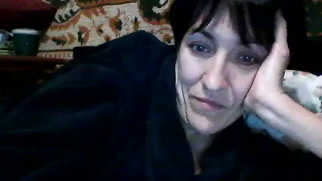 SunnyAmorre online show from October 14, 2025, 9:04 pm