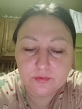 Rini333 online show from February 6, 2026, 6:33 pm