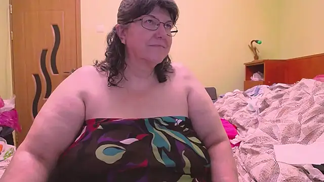 Snapshot of HugeTits chatting on March 23, 2026, 1:42 am HugeTits online show from March 23, 2026, 1:42 am