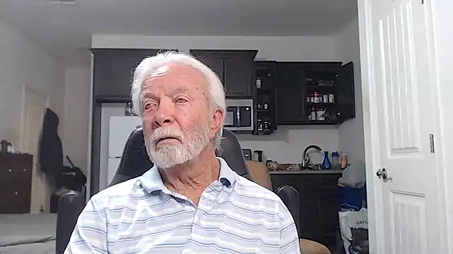 rockpoint69 online show from November 13, 2025, 12:59 pm