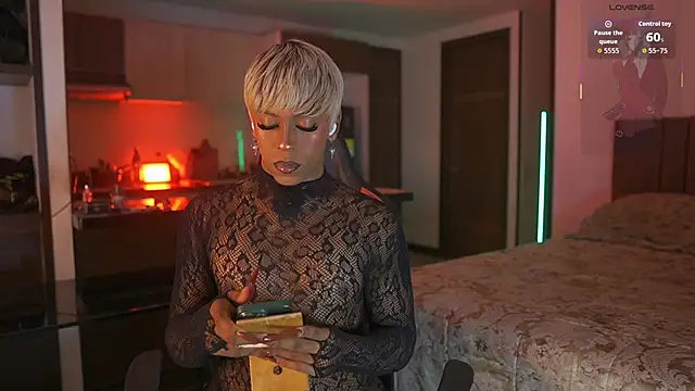 AmberRaus online show from November 1, 2025, 2:13 am