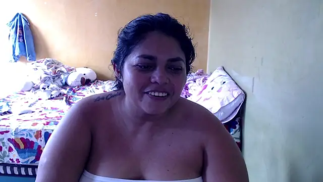 yulieth bbw online show from October 17, 2025, 6:21 pm