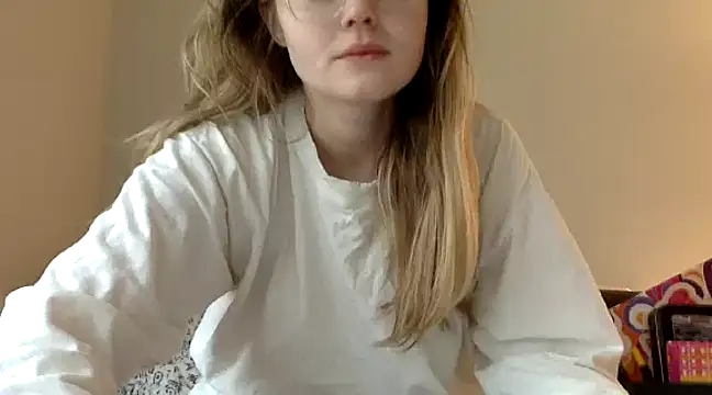 Snapshot of collegeslay chatting on December 26, 2024, 12:49 pm collegeslay online show from December 26, 2024, 12:49 pm