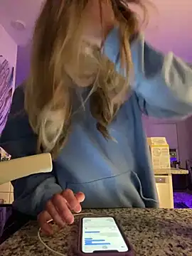 Snapshot of collegeslay chatting on March 9, 2025, 3:54 am collegeslay online show from March 9, 2025, 3:54 am