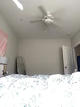 Snapshot of collegeslay chatting on March 14, 2025, 8:17 pm collegeslay online show from March 14, 2025, 8:17 pm