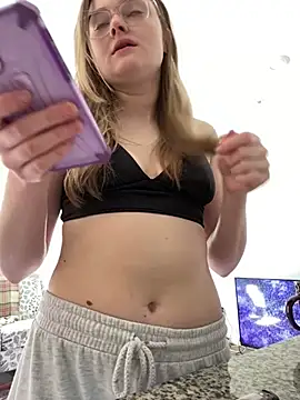 Snapshot of collegeslay chatting on March 22, 2025, 4:04 pm collegeslay online show from March 22, 2025, 4:04 pm