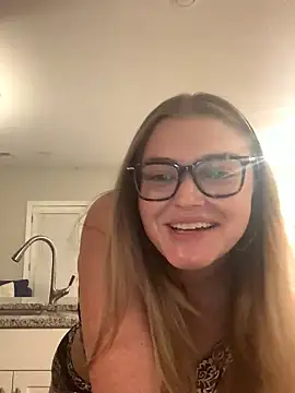 Snapshot of collegeslay chatting on September 28, 2025, 11:10 pm collegeslay online show from September 28, 2025, 11:10 pm