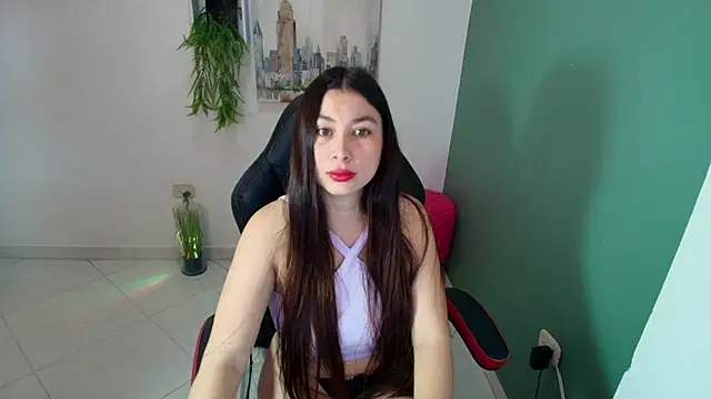 bella 99  online show from November 7, 2025, 12:05 pm