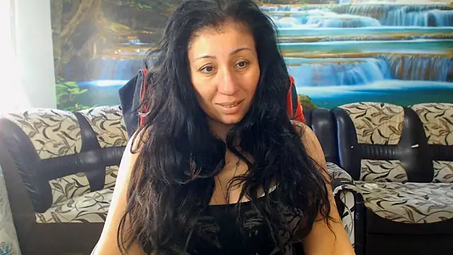 Snapshot of MoistMady chatting on March 7, 2026, 1:30 pm MoistMady online show from March 7, 2026, 1:30 pm