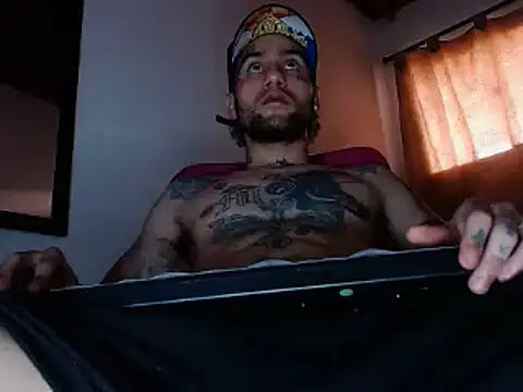 Snapshot of Christian_Stiven1 chatting on January 7, 2025, 3:33 pm Christian Stiven1 online show from January 7, 2025, 3:33 pm