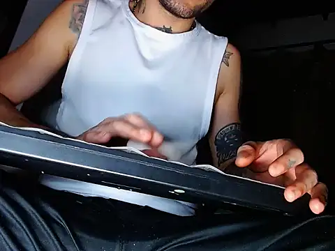 Snapshot of Christian_Stiven1 chatting on February 5, 2025, 7:07 am Christian Stiven1 online show from February 5, 2025, 7:07 am