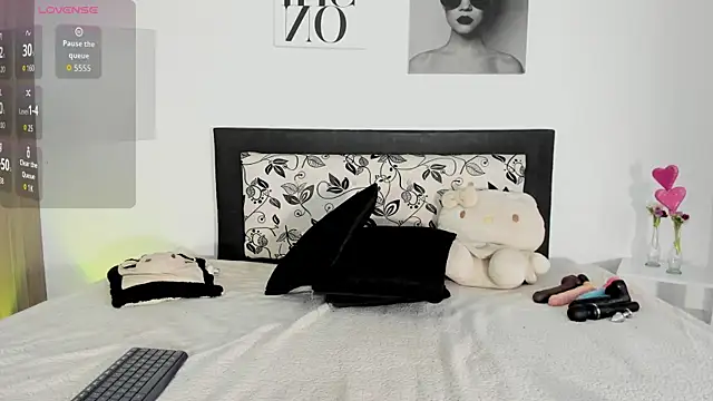 MiliMattel online show from October 31, 2025, 4:08 pm