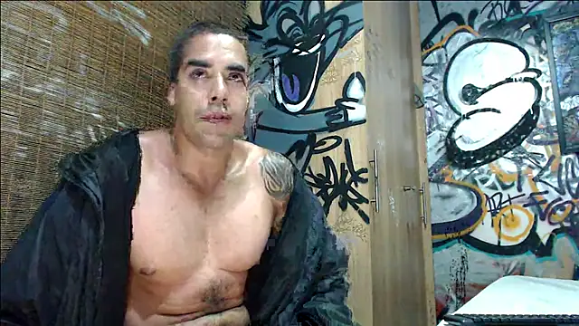 Justin Frank online show from August 5, 2026, 1:08 am