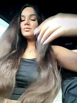 Niki li online show from December 6, 2024, 4:03 am