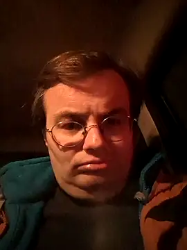 Snapshot of makau1 chatting on January 8, 2026, 5:59 pm makau1 online show from January 8, 2026, 5:59 pm