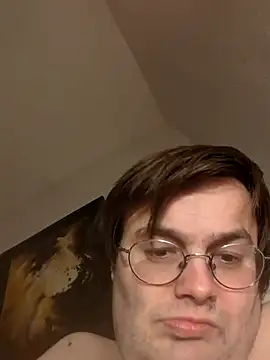 Snapshot of makau1 chatting on February 4, 2026, 11:31 pm makau1 online show from February 4, 2026, 11:31 pm