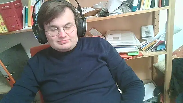 Snapshot of makau1 chatting on February 6, 2026, 9:51 pm makau1 online show from February 6, 2026, 9:51 pm