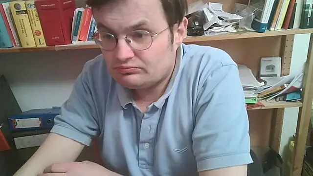 Snapshot of makau1 chatting on March 26, 2026, 9:09 pm makau1 online show from March 26, 2026, 9:09 pm