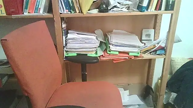 Snapshot of makau1 chatting on April 1, 2026, 8:06 pm makau1 online show from April 1, 2026, 8:06 pm