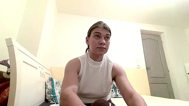 Snapshot of MercyLove chatting on December 4, 2024, 1:42 pm MercyLove online show from December 4, 2024, 1:42 pm