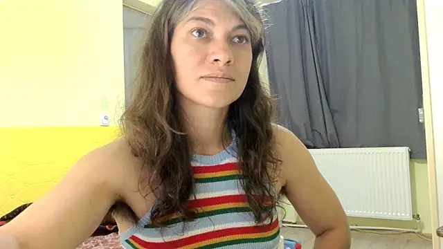 Snapshot of MercyLove chatting on September 19, 2025, 2:51 pm MercyLove online show from September 19, 2025, 2:51 pm