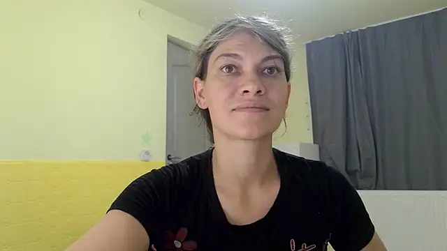 Snapshot of MercyLove chatting on September 21, 2025, 2:19 pm MercyLove online show from September 21, 2025, 2:19 pm