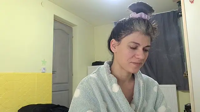 Snapshot of MercyLove chatting on February 26, 2026, 2:38 pm MercyLove online show from February 26, 2026, 2:38 pm