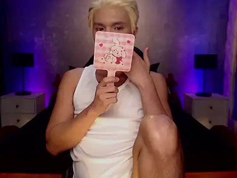 xjakolitox online show from May 28, 2026, 3:09 pm