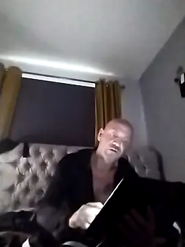 Verynaughtyx online show from November 23, 2025, 10:37 am