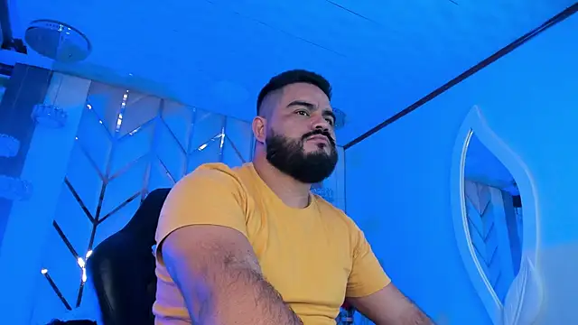 MichaelBear  online show from February 25, 2025, 1:17 pm