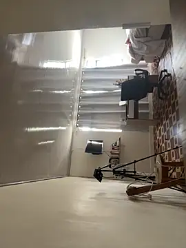 Juliana News online show from November 11, 2025, 4:18 pm