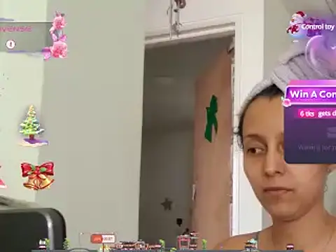 Snapshot of Moon_lunita chatting on December 16, 2024, 5:54 pm Moon lunita online show from December 16, 2024, 5:54 pm