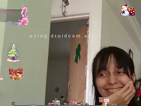 Snapshot of Moon_lunita chatting on December 18, 2024, 5:42 pm Moon lunita online show from December 18, 2024, 5:42 pm