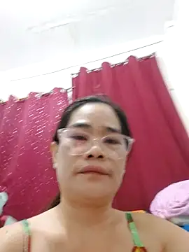 Snapshot of WinterMelon88 chatting on March 9, 2025, 4:27 am WinterMelon88 online show from March 9, 2025, 4:27 am