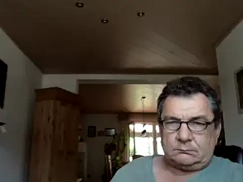 Nobbie444 online show from July 16, 2026, 12:11 pm