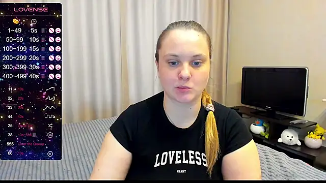 Snapshot of AlanaBrox chatting on January 23, 2025, 10:54 am AlanaBrox online show from January 23, 2025, 10:54 am