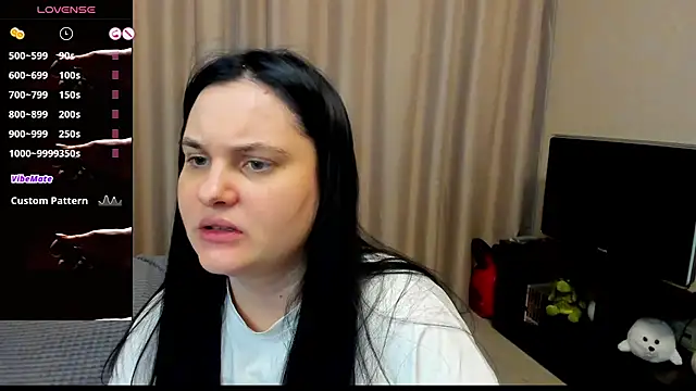 AlanaBrox online show from April 3, 2026, 6:17 pm