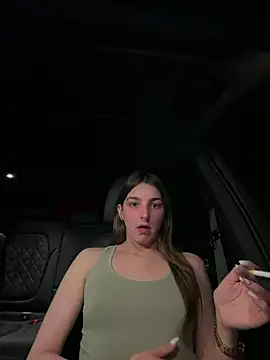 DoriDeluxe66 online show from February 15, 2026, 10:28 pm