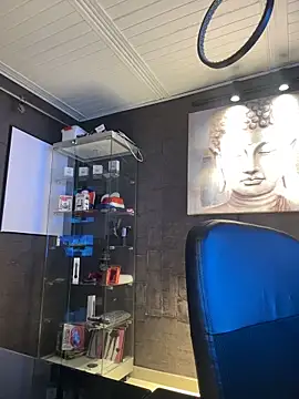 Emiily W online show from January 5, 2026, 5:27 pm