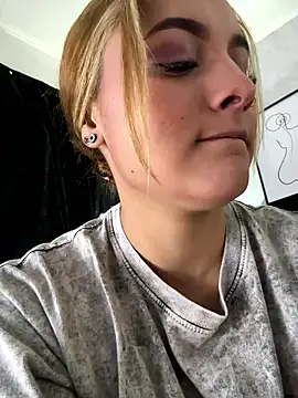 Emiily W online show from January 8, 2026, 1:13 pm