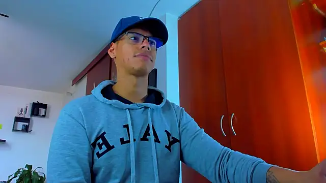  John Boy  online show from December 27, 2024, 6:42 pm