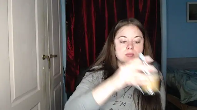 ryhhnnagold99 online show from November 9, 2025, 3:43 pm