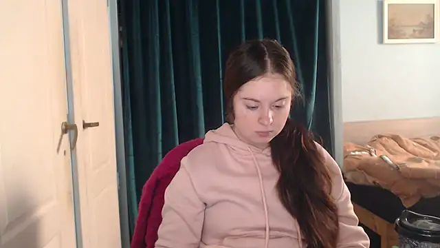 ryhhnnagold99 online show from March 11, 2026, 10:32 am