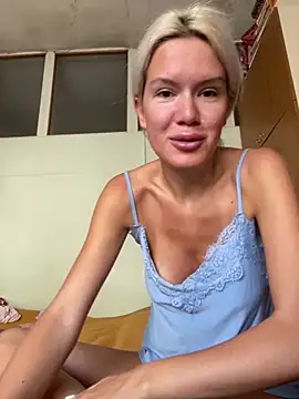 Keylili online show from September 25, 2025, 9:35 am