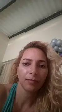 Snapshot of lili_sweet777 chatting on December 12, 2024, 2:00 pm lili sweet777 online show from December 12, 2024, 2:00 pm