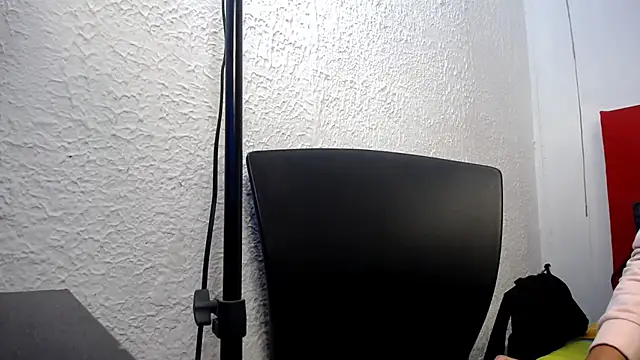 Snapshot of lili_sweet777 chatting on December 15, 2024, 8:36 pm lili sweet777 online show from December 15, 2024, 8:36 pm