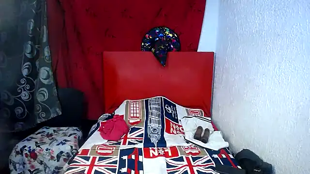 lili sweet777 online show from November 30, 2025, 8:46 pm