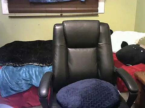 Mistimoon online show from September 15, 2025, 4:23 am