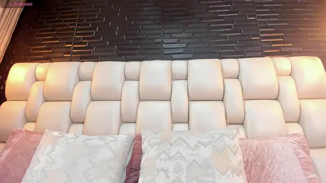 Salo Heaven online show from February 10, 2026, 1:48 pm